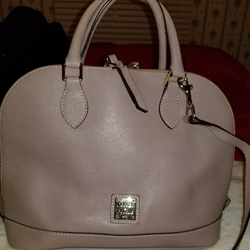 Dooney & Bourke Bag